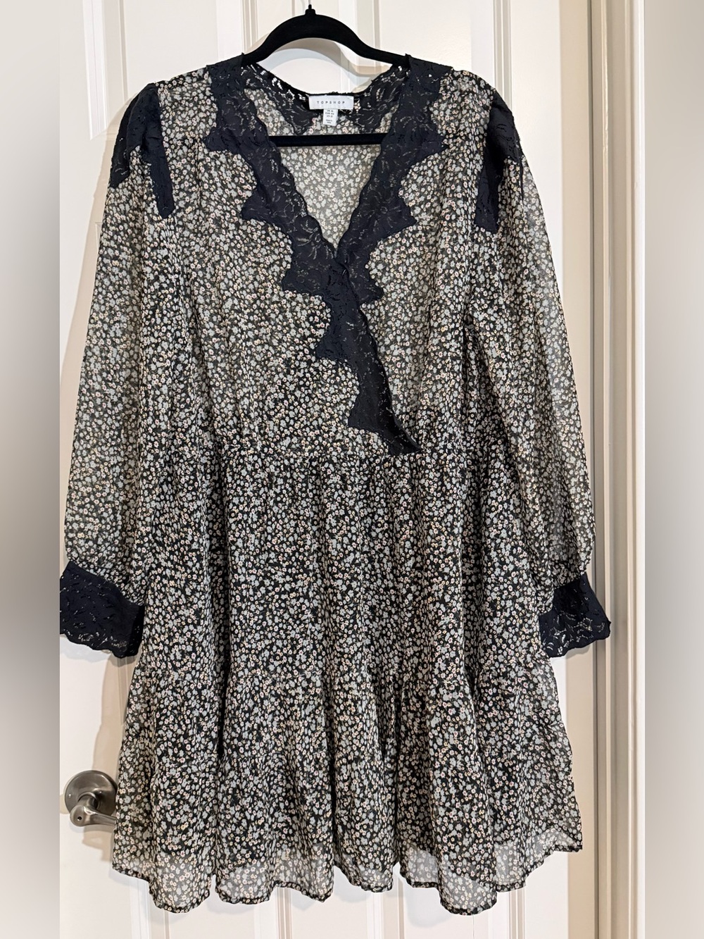 Topshop Black Floral Lace-Trim Long Sleeve Midi Dress
